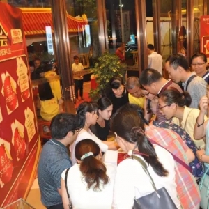 奥园金秋房展会火热启幕 引爆梅城抢房狂潮